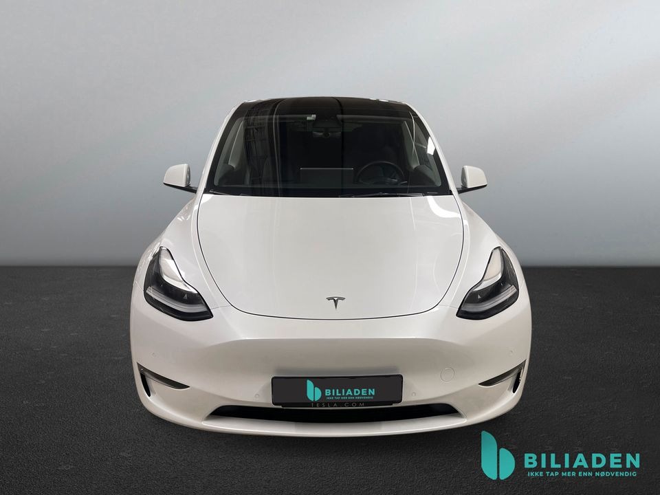 Tesla Model Y  image2