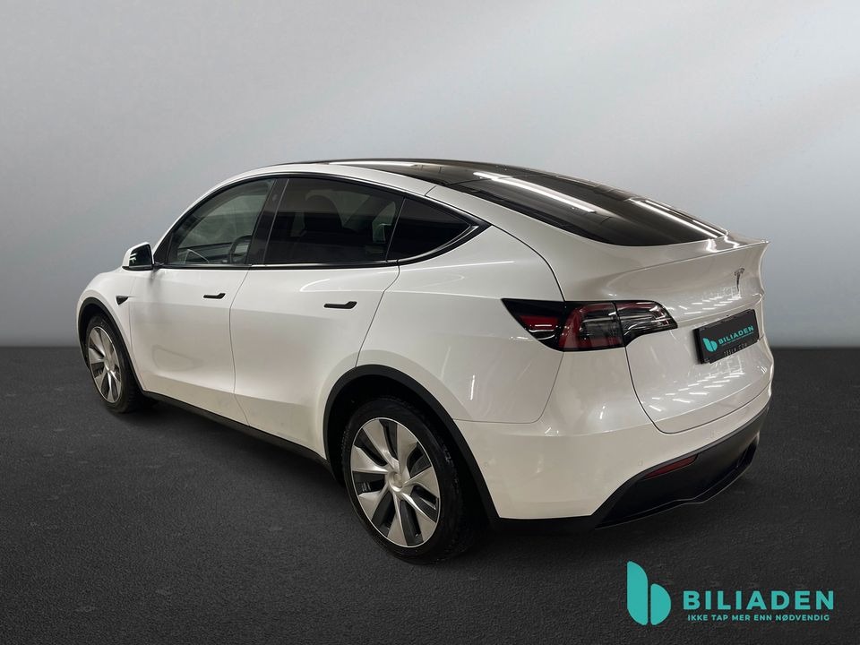 Tesla Model Y  image4
