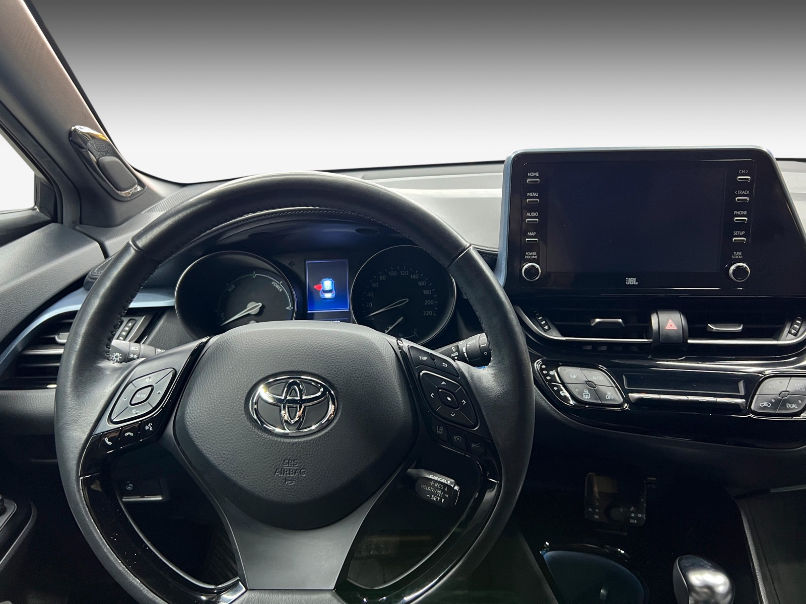 Toyota C-hr   image8